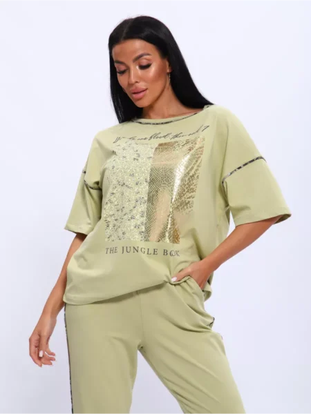 Женский костюм с брюками